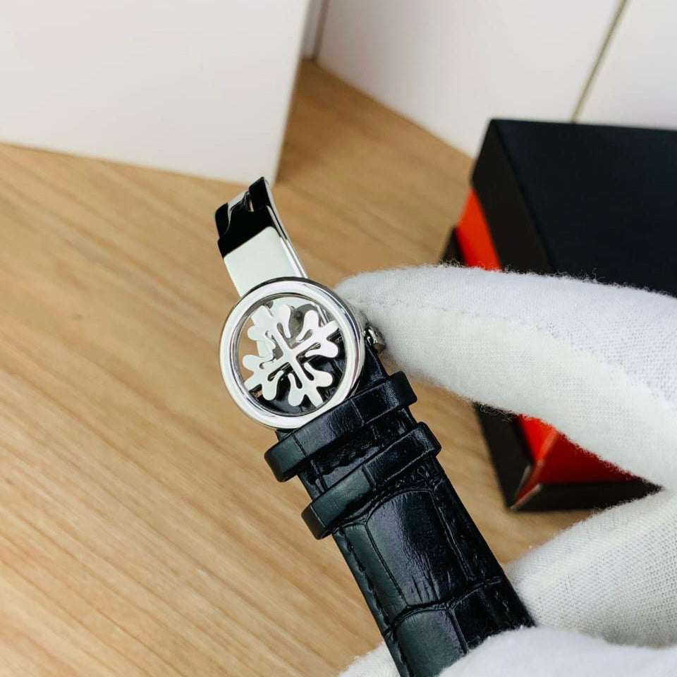 Patek Philippe Nautilus Style