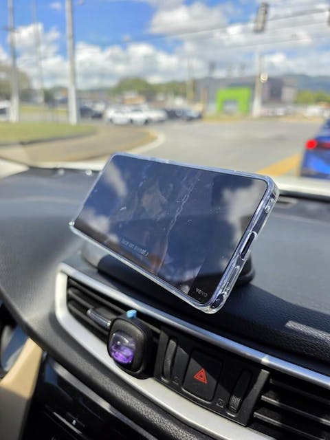 Car Mobile Holder – 360° Adjustable Dashboard & Windshield Phone Mount for All Smartphones